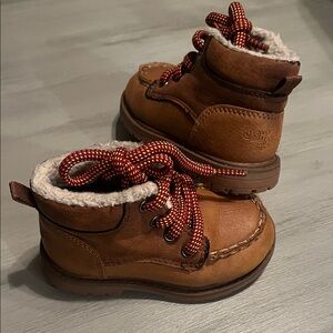 OshKosh B'gosh Toddler 5 Tan-Brown Kids Sherpa Boots